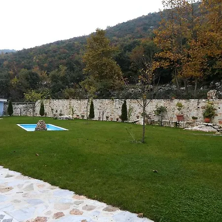 Konukevi Neromylos 4*