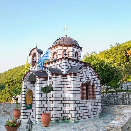 Konukevi Neromylos Nikísiani
