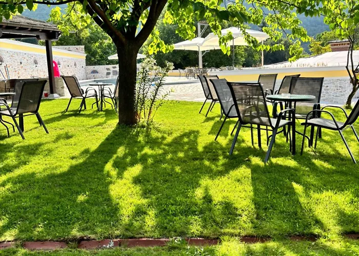 Pensión Neromylos Nikísiani