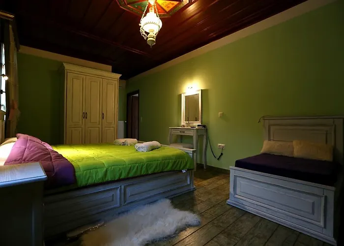 Pensión Neromylos 4*